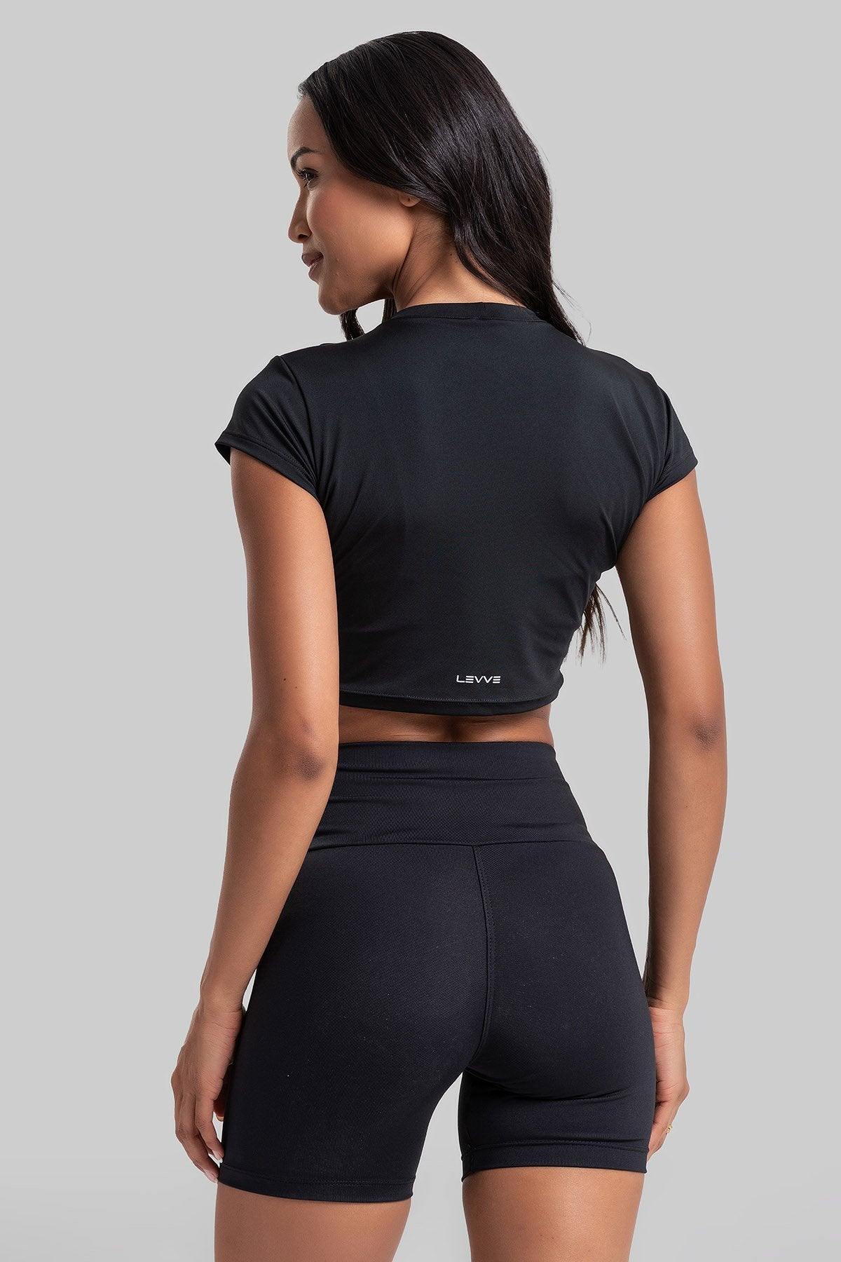 Cropped Top + Basic Shorts Intense Black