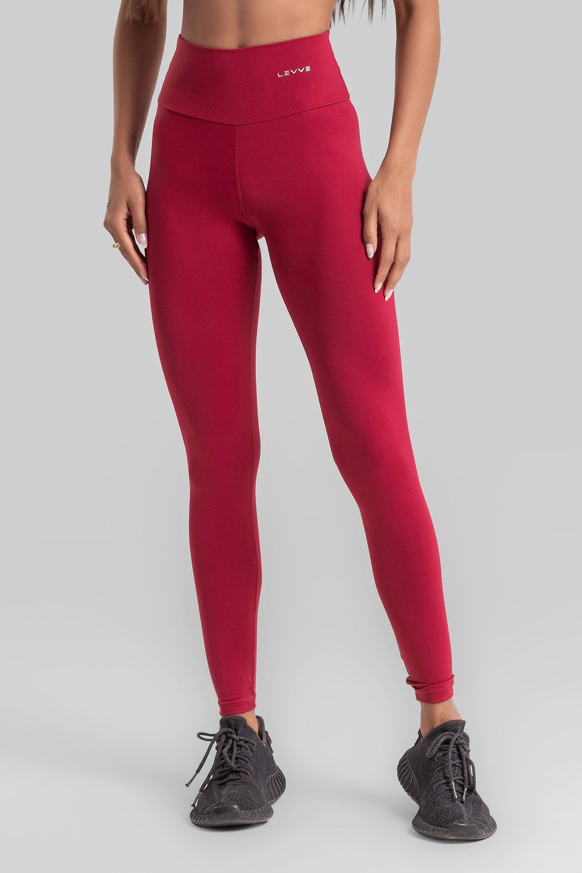 Double-Strap Sports Bra + Basic Leggings Intense Valentino